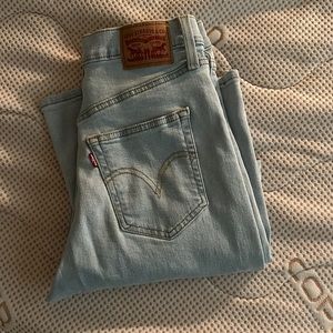 Levi’s Ribcage Straight Ankle size 28